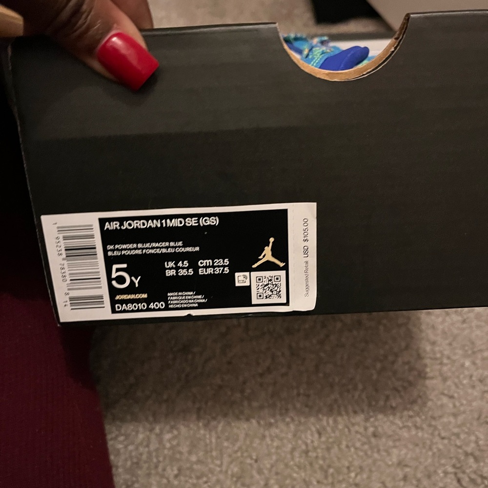 Jordan wore once